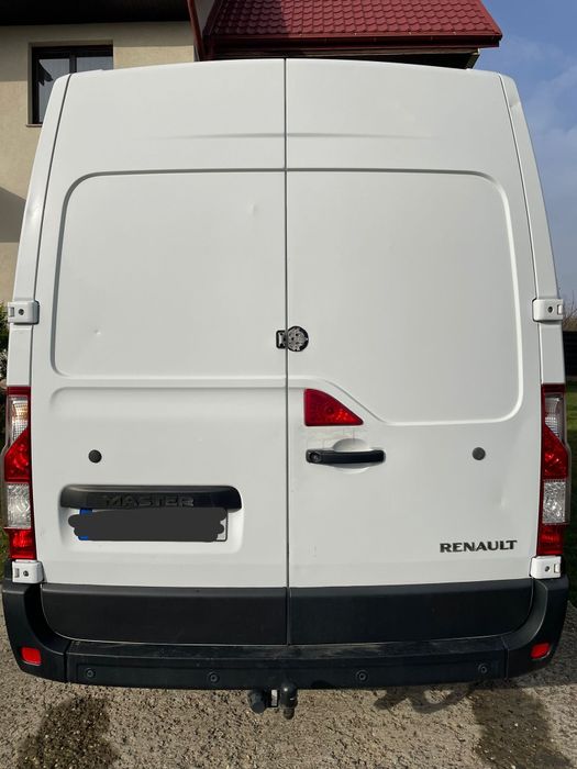 Vând Renault Master