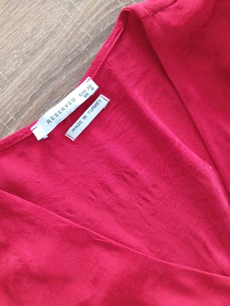 Rochie roșie Reserved model retro măr 36