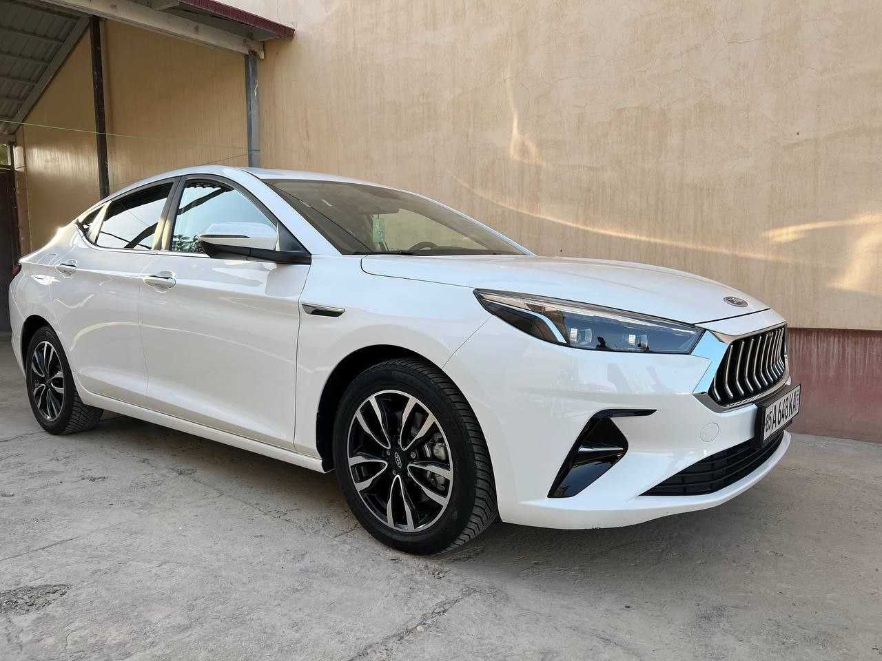 Jac j7 Luxury Liftbek 1.5 Turbo oq rangda