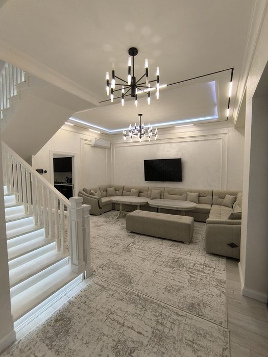 Dòrmon sanif mahallada 1.6 sòtu kotej