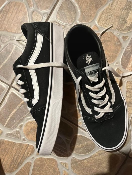 Adidasi Vans, stare buna