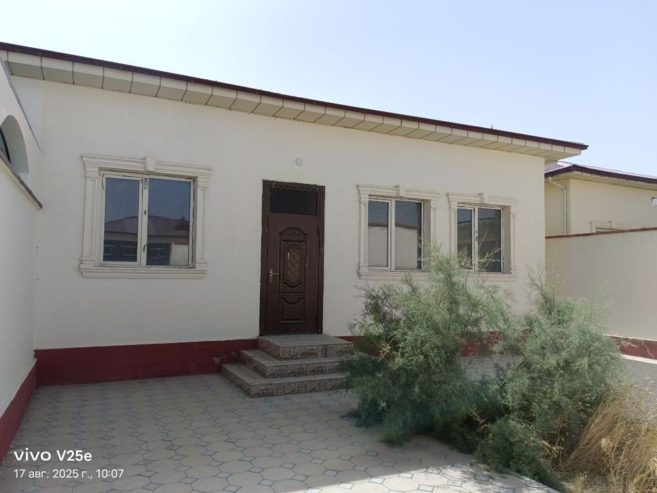 Mol bozorni orqasida Katej uylar sotiladi 4 xonali