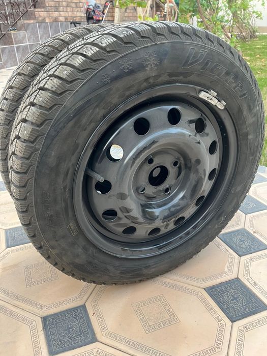 Шины с шипами и с дисками 185/65/R15