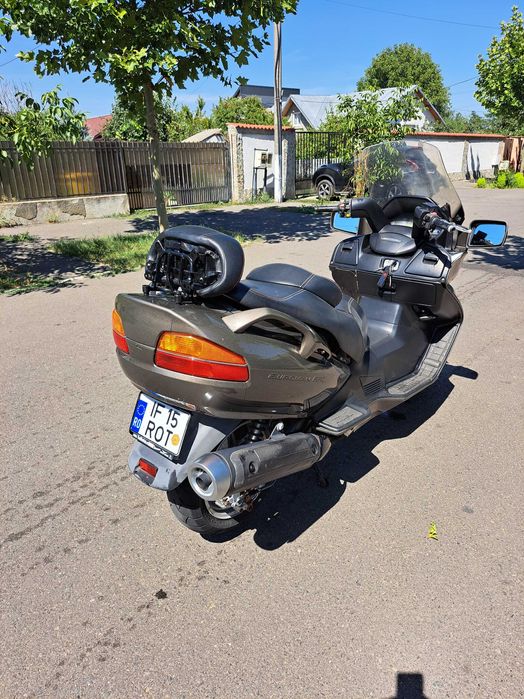 Suzuki burgman 650