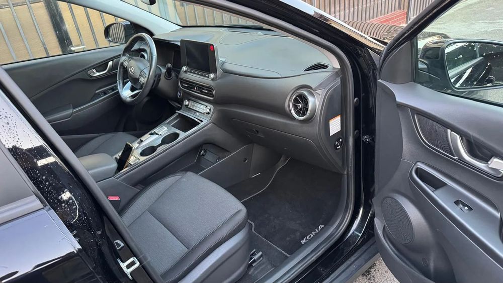 Hyundai KONA Kona electrica 68 kv 204cp