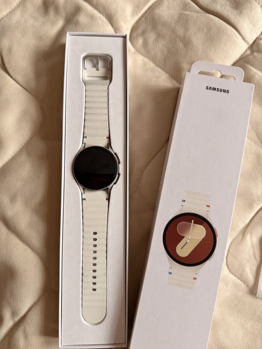 Часовник Galaxy Watch7 LTE, 40 mm