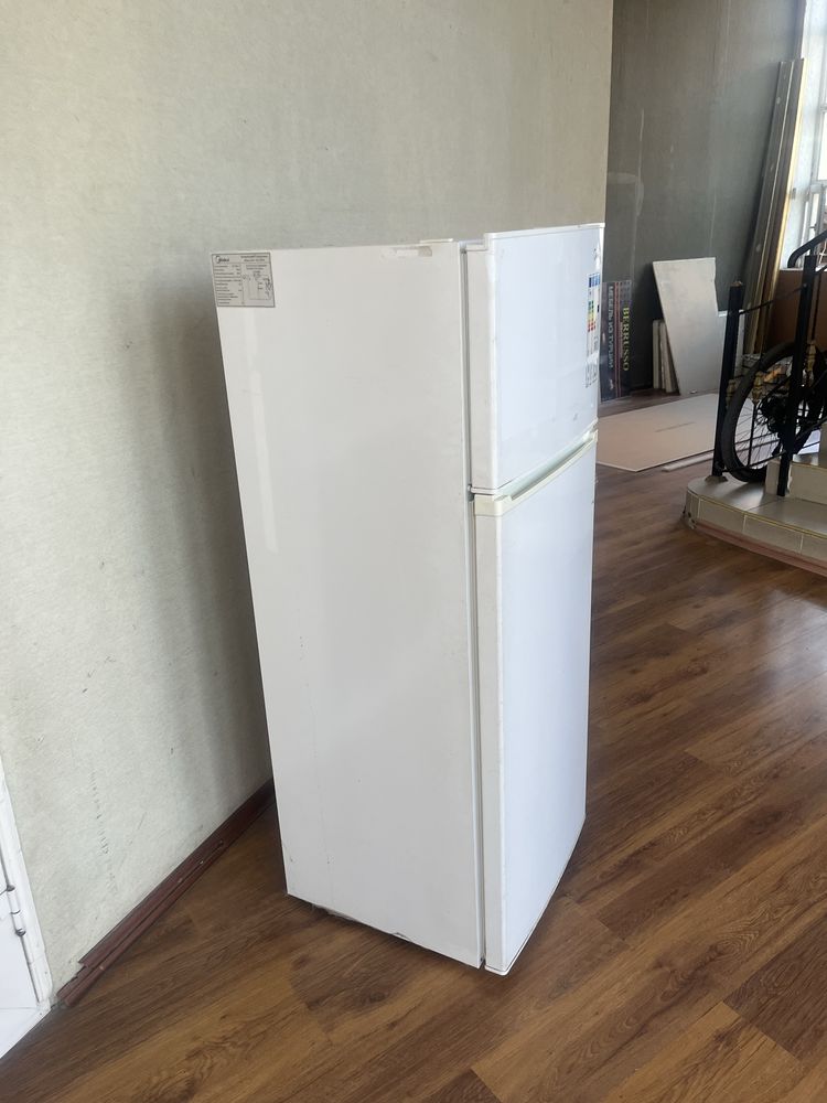 Холодильник Midea продам