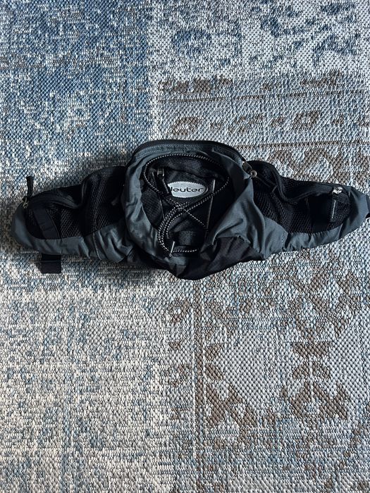 Borseta Deuter impecabila