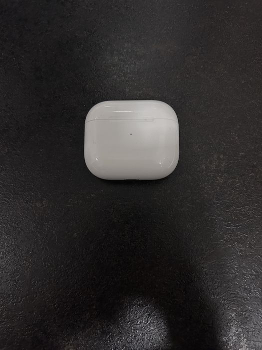 AirPods 3 – folosite 2 luni, stare foarte bună, fără cutie