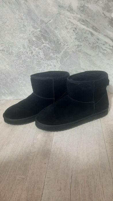 Продам мужские угги