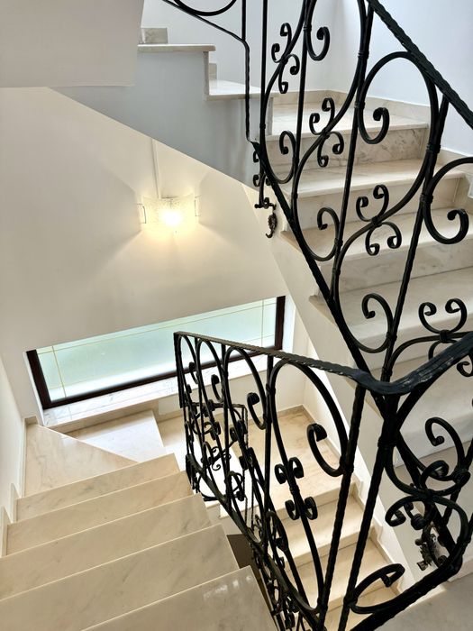 Inchiriez casa Breaza 300mp cu 4 dormitoare, 4 paturi duble, 4 bai