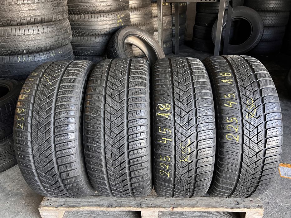 4 anvelope iarna 255/40/18 + 225/45/18 , Pirelli , RunFlat