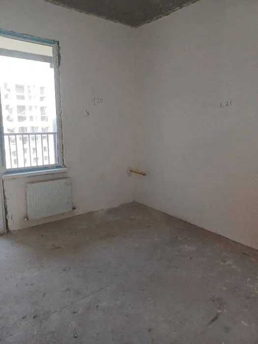 Продается 1 комнатная квартира В ЖК NRG ZAMON. 44м2 ор-р Рохат круг`