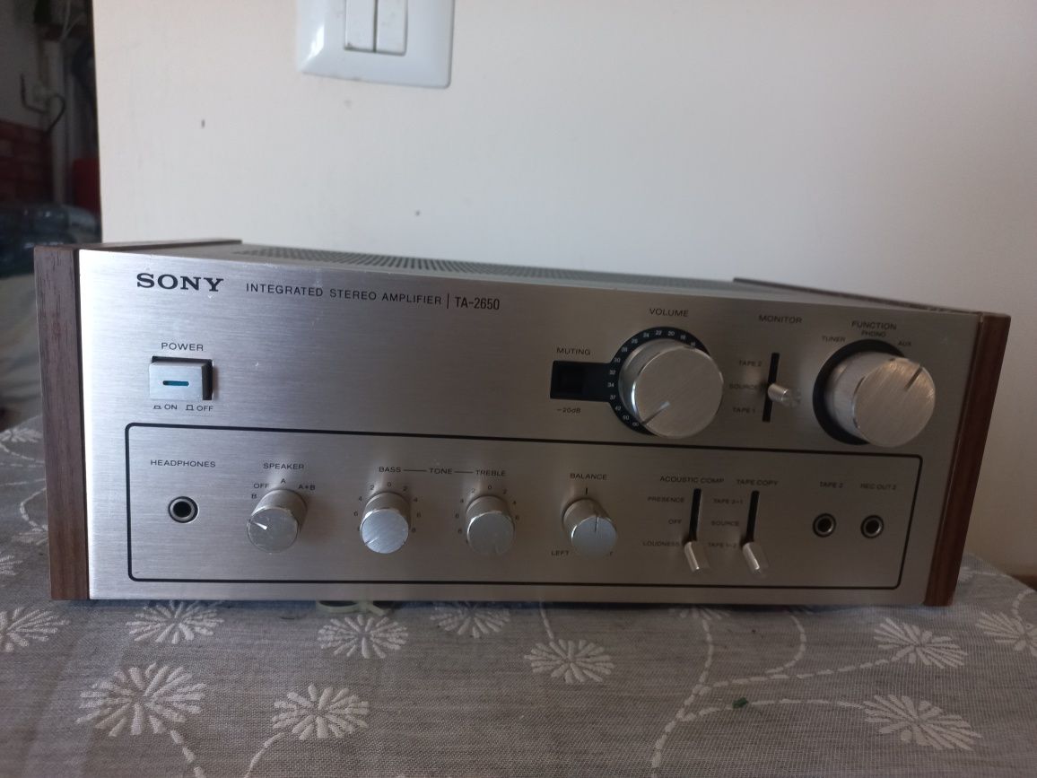 Amplificator sony TA 2650 ireprosabil