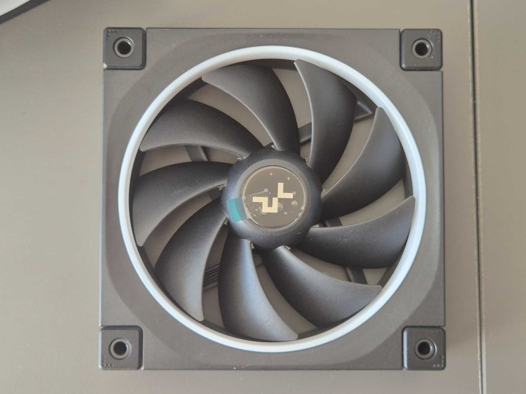 Вентилатори DeepCool FL12 3-in-1 ARGB