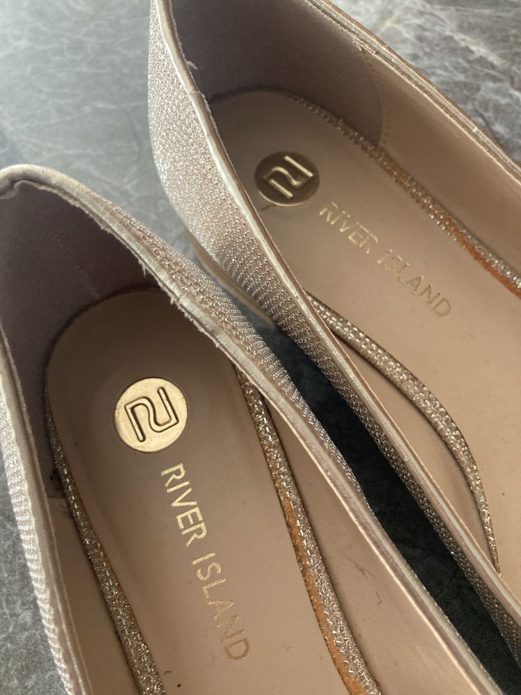 Обувки River Island Gold