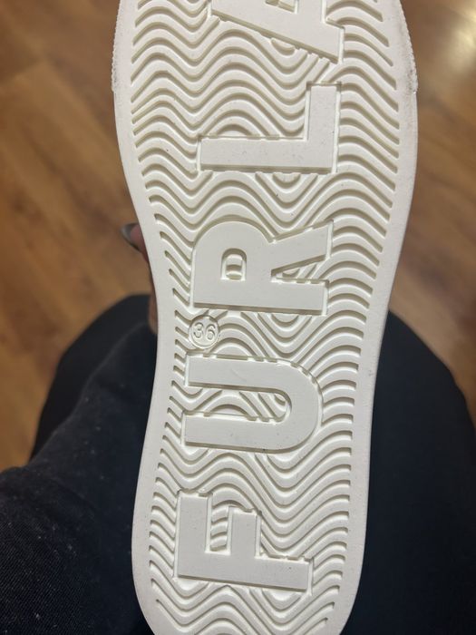 Furla кецове естествена кожа