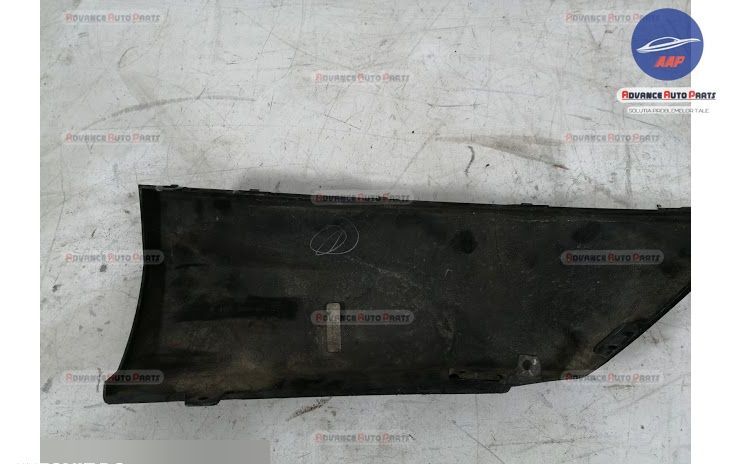 Орнамент Дясно Задно оригинален Мерцедес-Бенц М-Клас / Mercedes-Benz M