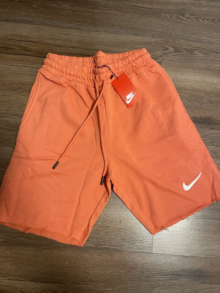 Bermude Nike barbati