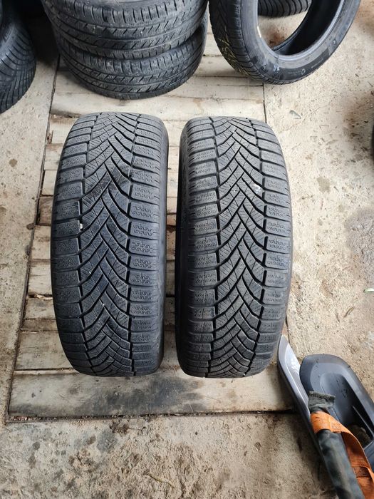 Зимни гуми 215 60 16