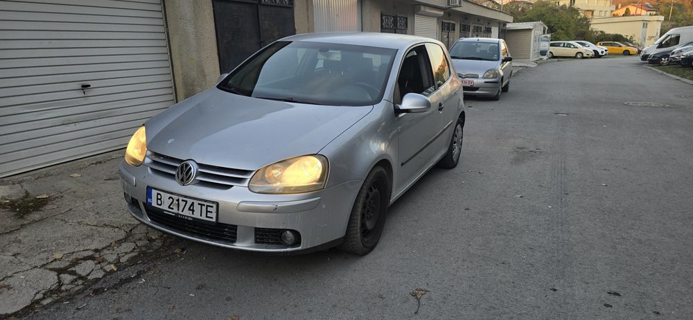 VW Golf V 1.6 115hp