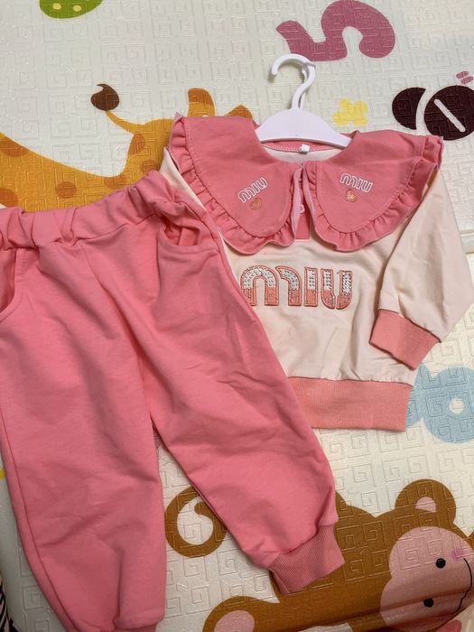 Двойки для девочек на годик и полтора от 2000 тг