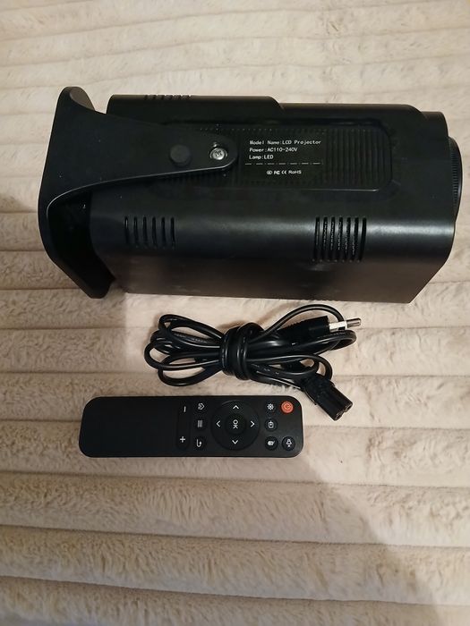 Продам  проектор