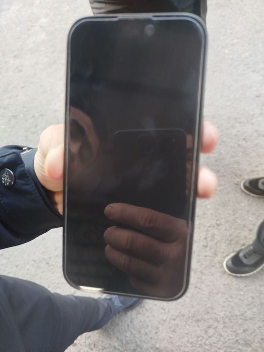 Iphone 16 128 gb qora