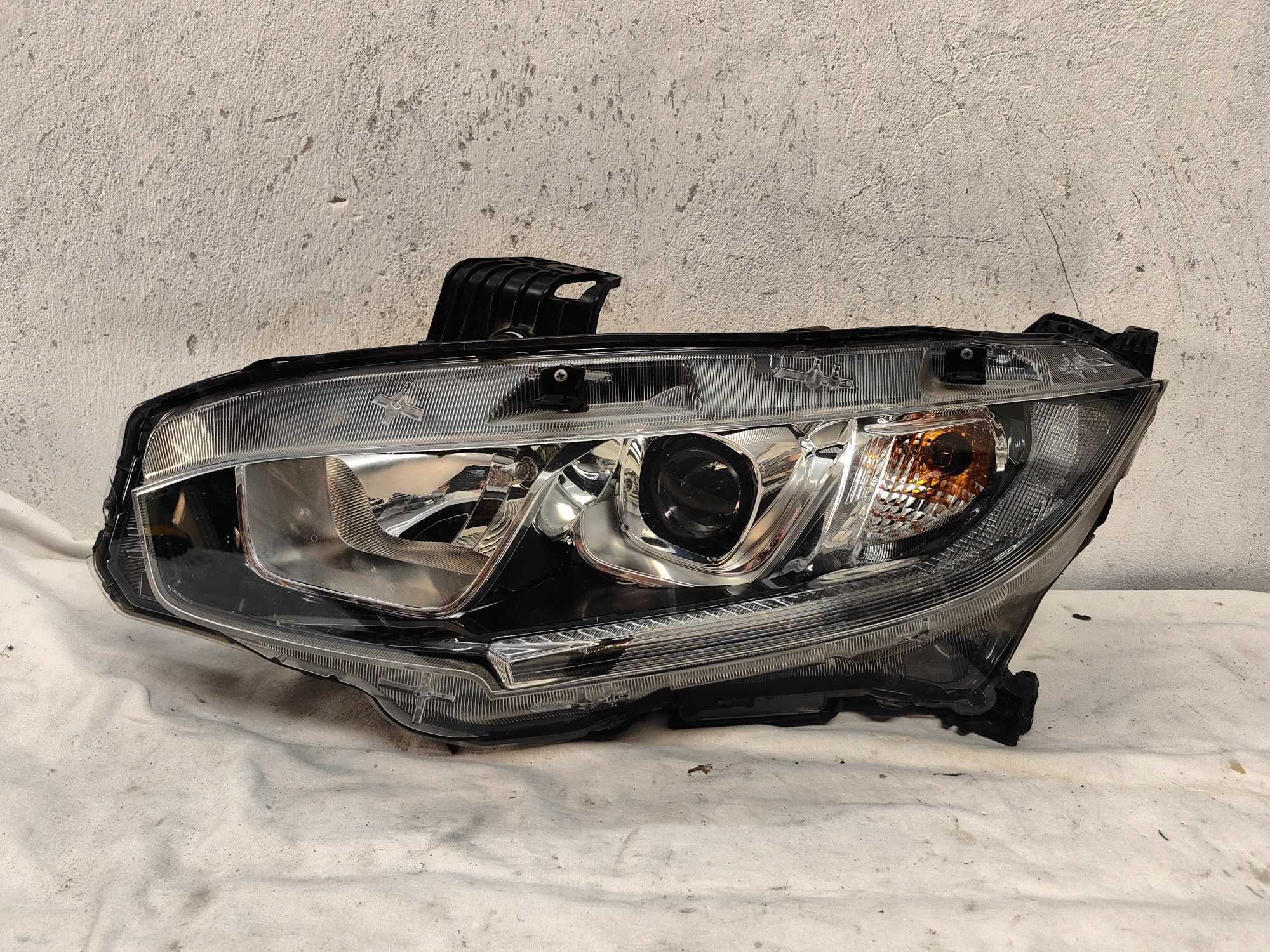Оригинален фар Хонда Сивик  Honda Civic