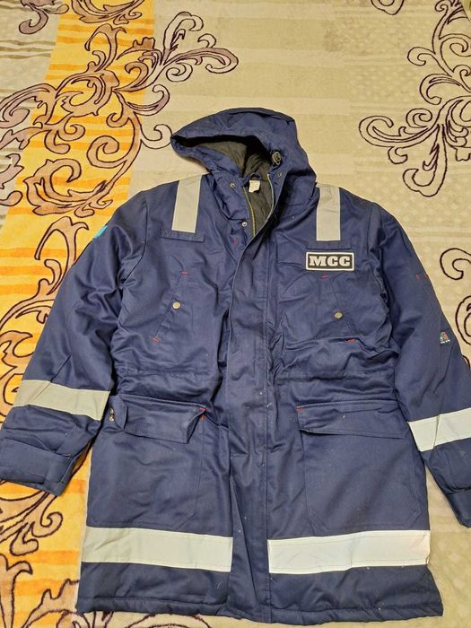 Курка зимняя. Спец. одежда. Новая. Размер (48, рост 176)