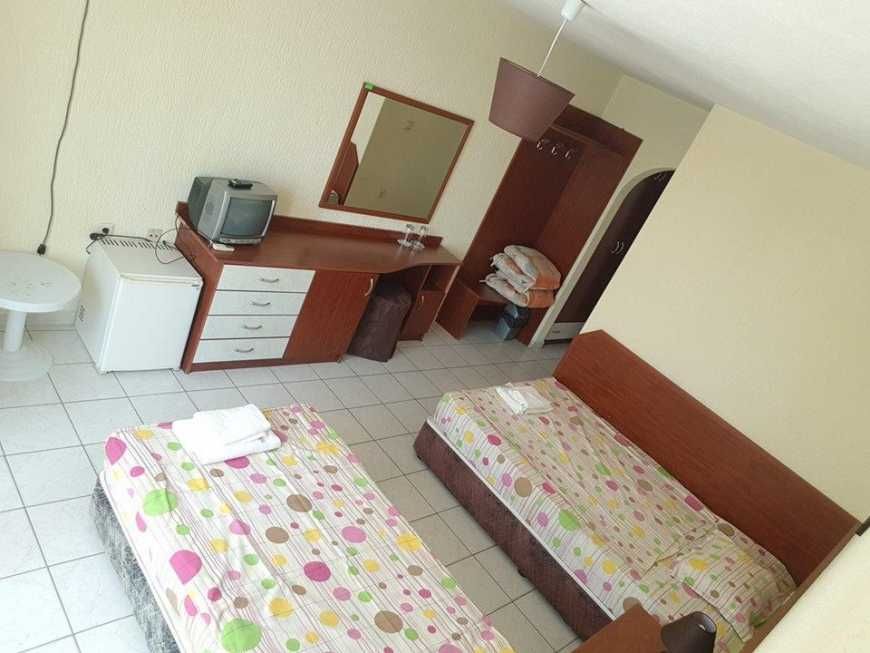 Продава се Хотел в Несебър - 780 кв.м за 1603 €/кв.м - Снимка #10