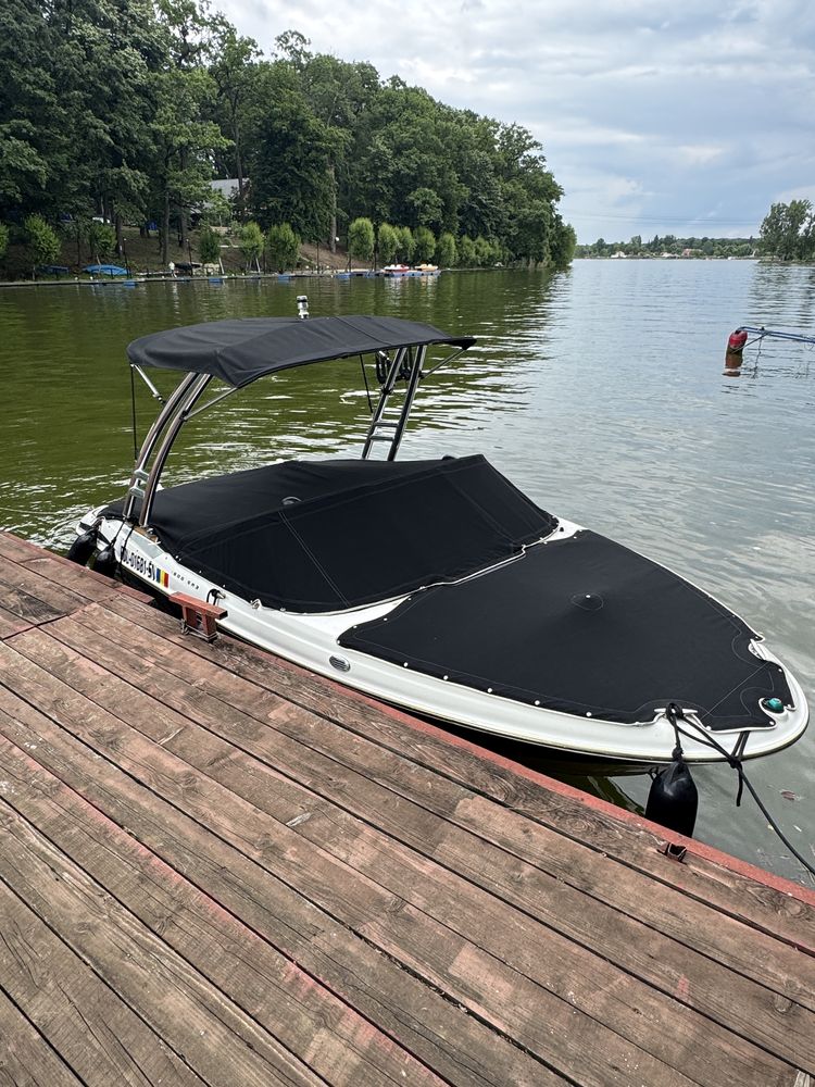 Barca cu motor inbord  Maxun 1800