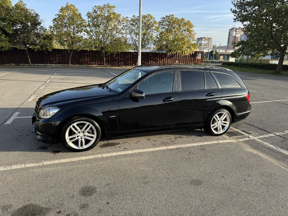 Mercedes-Benz C 220