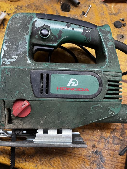 Продам лобзик мощный