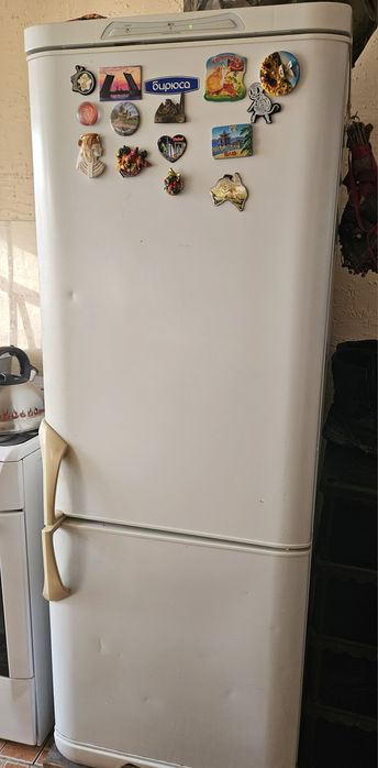 Холодильник в рабочем состояние