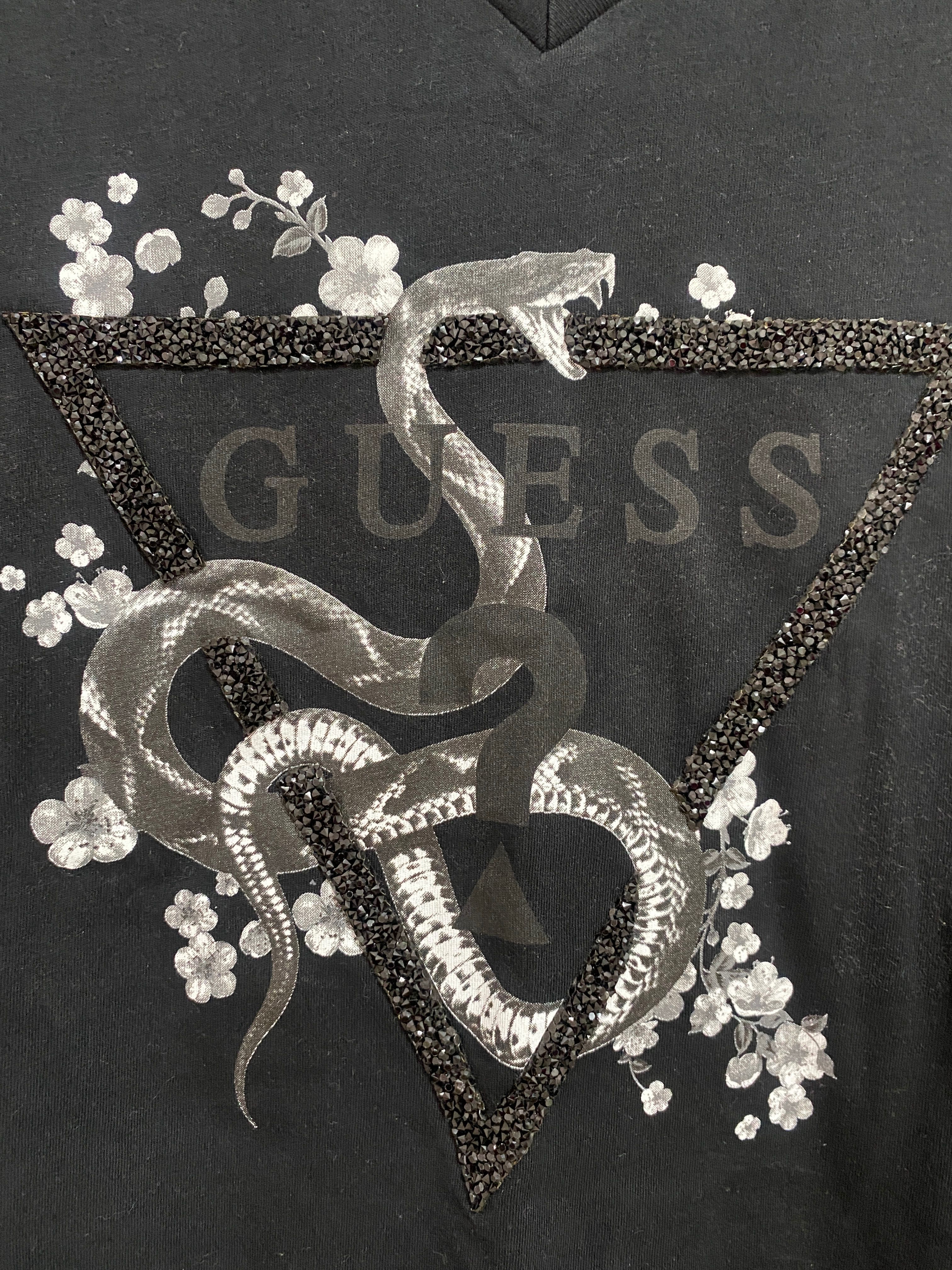 Нова тениска guess оригинална