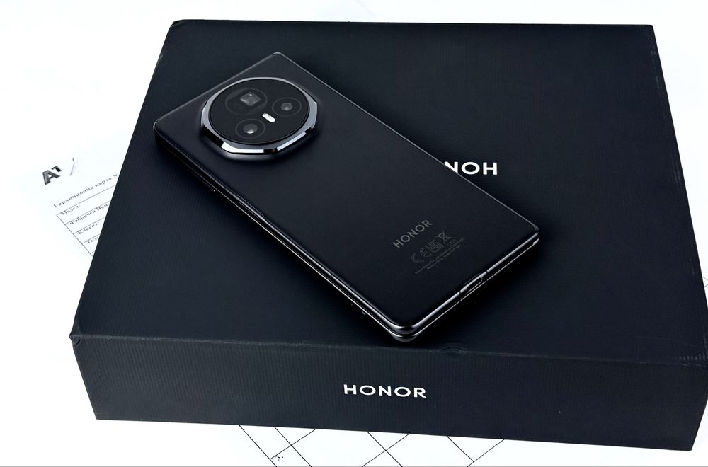 Honor Magic V3 5G 512GB 12RAM Black Отличен! Гаранция!