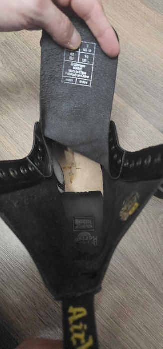 Dr Martens Maine 1490 10 hole exposed metal cap toe boots