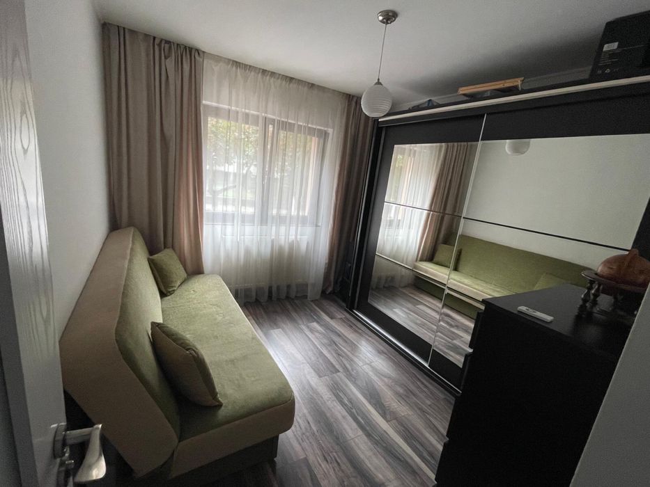 Ocazie!! Apartament 4 camere, 2 bai, boxa sub balcon!!