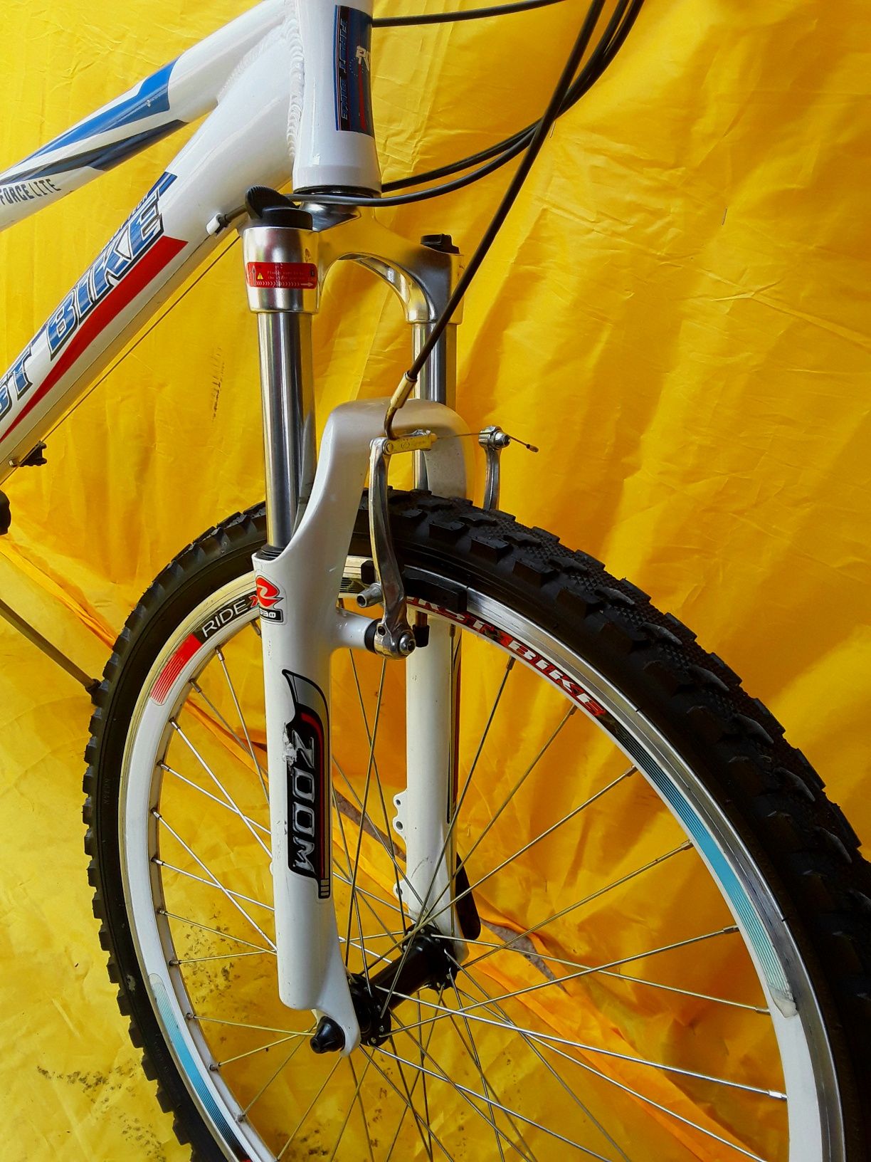 Bicicleta MTB FIRST BIKE FULL SHIMANO - Noua - 990 Lei