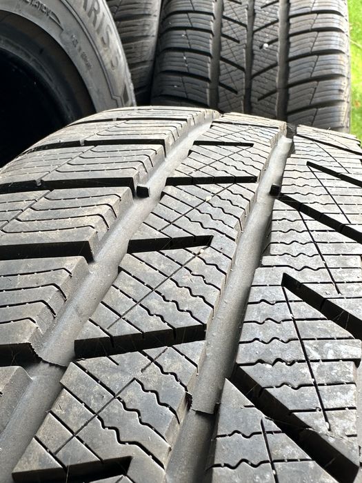Anvelope Barum Polaris 5 235/55 R18