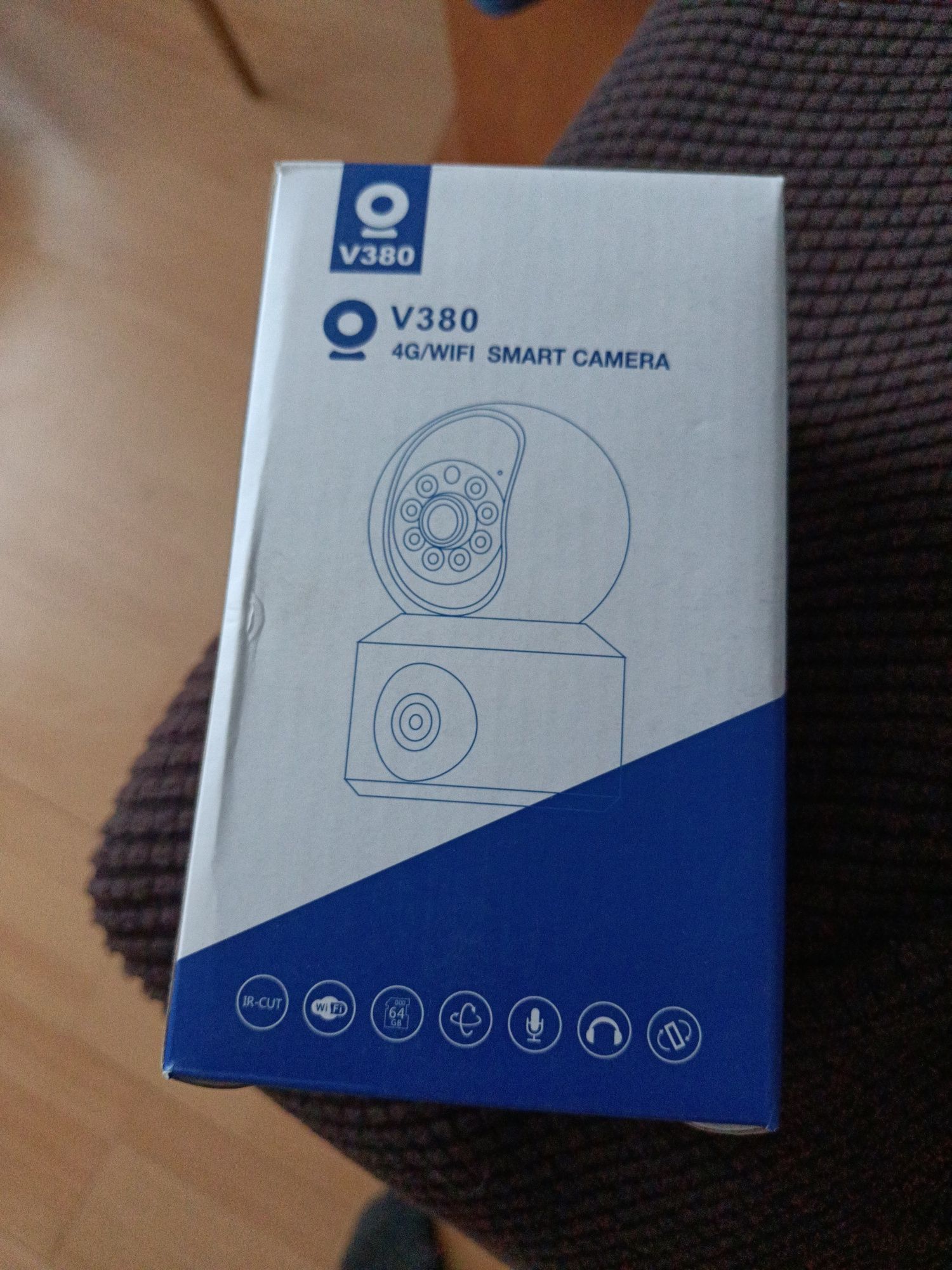 Продам отличную новую камеру наблюдения