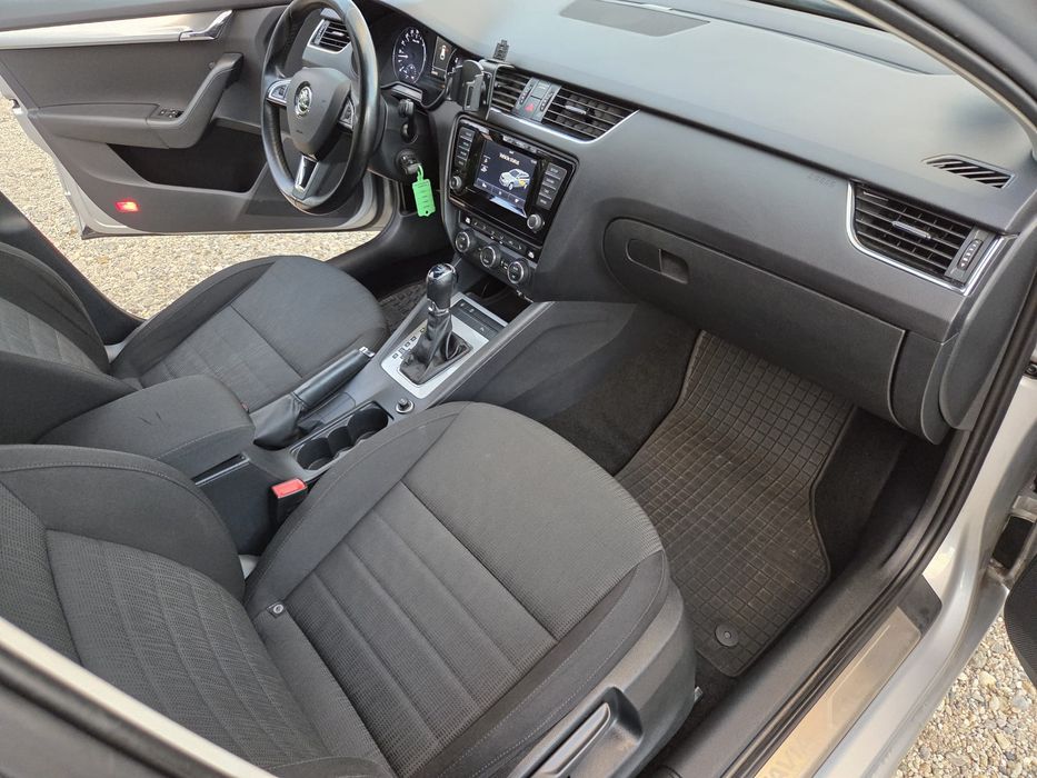 Škoda Octavia 3, 2014~E5, 2.0d 150 CP/DSG/Klima/Senz park/Line assist