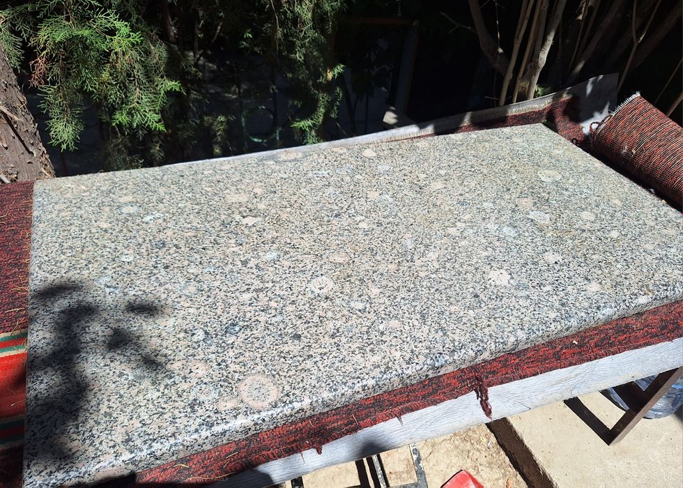 Продаю камень гранит