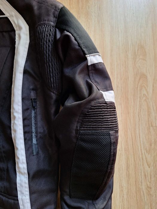 Дебело, мото яке