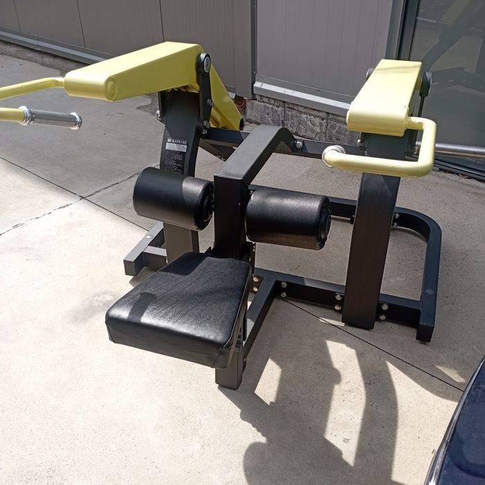 Професионална машина за гърди и трицепс