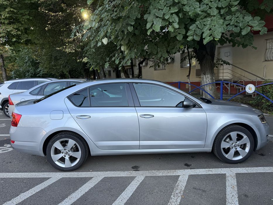 Skoda Octavia III 1.6 TDI STYLE