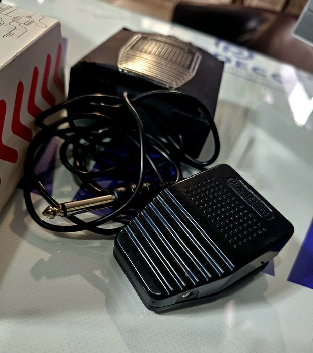 Vând kit de tatuat pentru începători