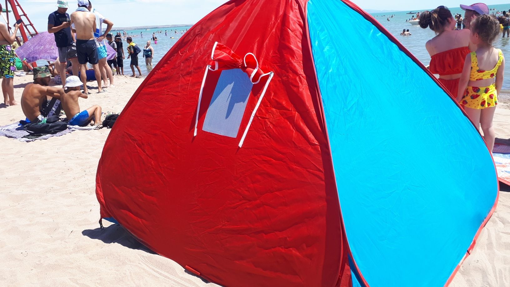 Продам автоматически раскрывающуюся большую туристическую тент-палатку