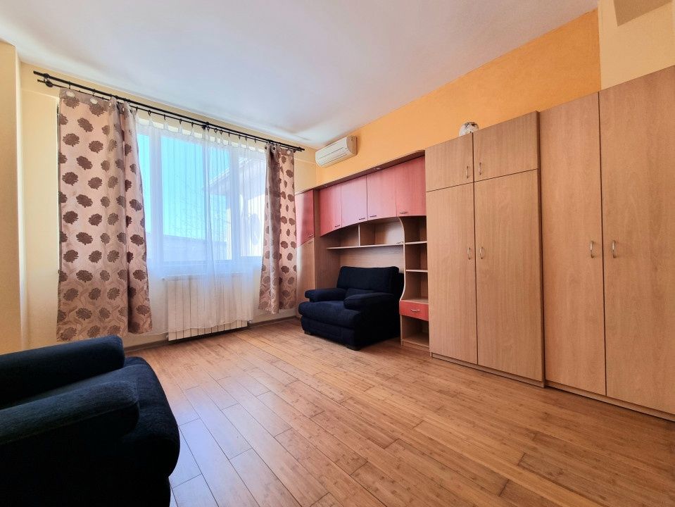 Apartament 3 camere Mamaia-Sat